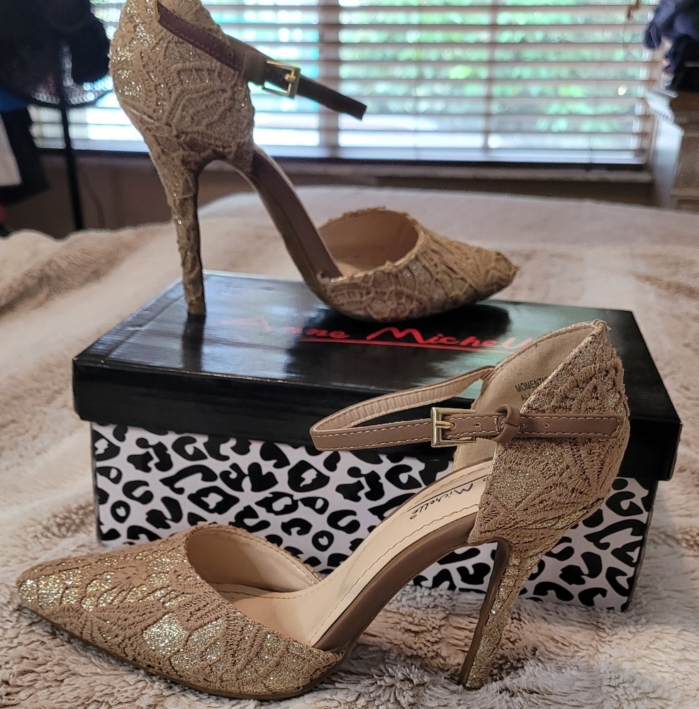 Ann Michelle heels size 7 💖